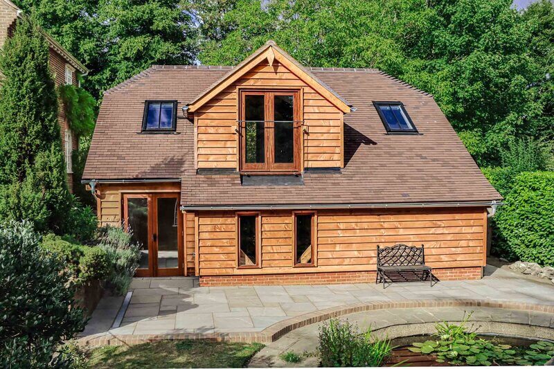 2 Bay Garage With Annex Above